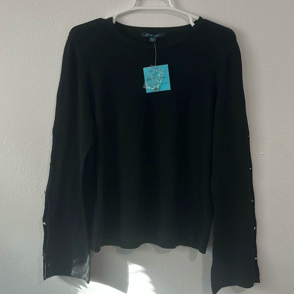 NWT Faith & Zoe Women's Black Split Sleeve Sweater With Buttons Flare Sleeves